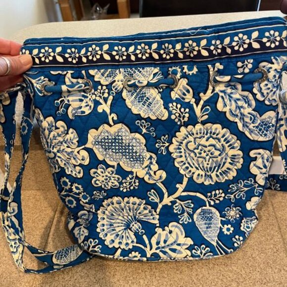 Vera Bradley Crossbody Adjustable Hobo Bag (Blue Lagoon) - Picture 4 of 9